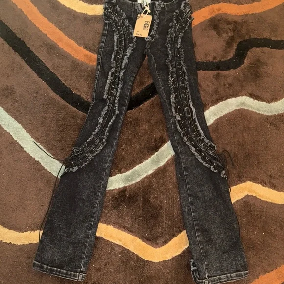 Matte  Black Lace-Up Low Risers Women Jeans - Picture 9 of 9